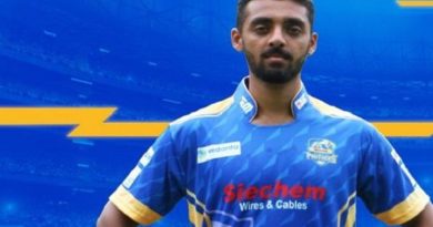 KXIP IPL Cricketer Varun Chakravarthy Age, Wiki, Biography, Matches, Family, Images Cricketer Varun Chakravarthy Wiki