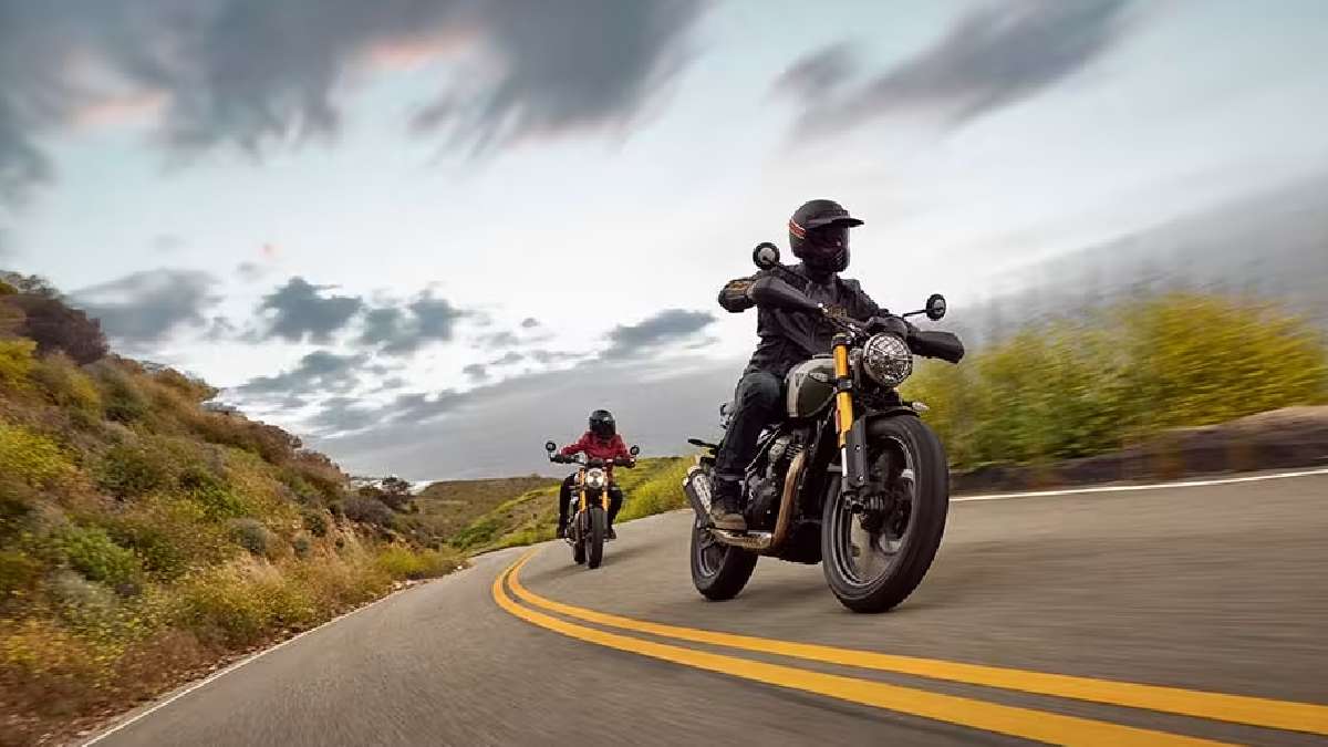Triumph And KTM’s 400CC Bikes Now Available With 10 Years Of Manufacturer Warranty- Here’s How You Can Avail It!